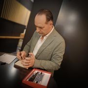 Présentation de "La Pioche et le Roseau" d'Olivier Delacuvellerie Présentation de "La Pioche et le Roseau" d'Olivier Delacuvellerie