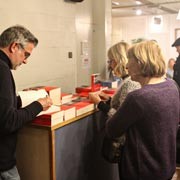 Soirée "Œuvres au jaune" au Quai 22 à Namur. Soirée "Œuvres au jaune" au Quai 22 à Namur.
