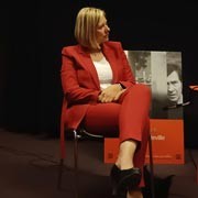 Claude Froidmont débat avec Eliane Tillieux. Claude Froidmont débat avec Eliane Tillieux.