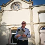 Frédéric Morello aux Imaginales ésotériques d'Épinal. Frédéric Morello aux Imaginales ésotériques d'Épinal.